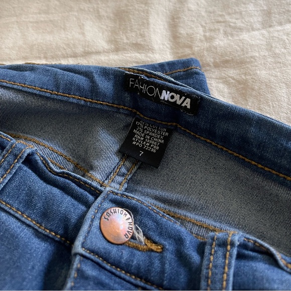 FASHION NOVA Classic High Waist Skinny Jeans - Picture 2 of 5